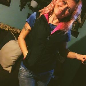 Aeropostale pink/black winter vest